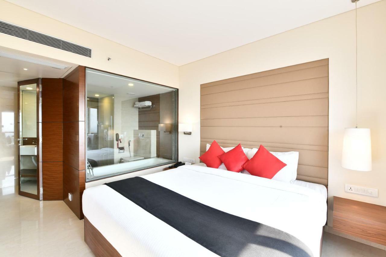 Krishna Palace Hotel - Ambernath Ambarnath Exterior photo